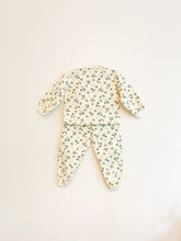 Load image into Gallery viewer, Vintage Ensemble