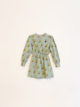 画像をギャラリービューアに読み込む, Bird Dress