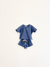 Lade das Bild in den Galerie-Viewer, Waffle Ensemble