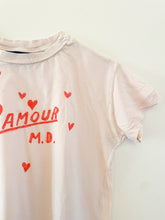 将图片加载到图库查看器,Amour T-Shirt