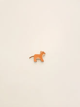 Lade das Bild in den Galerie-Viewer, Lion Toy