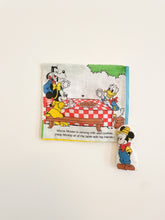 Lataa kuva Galleria-katseluun, Vintage Book