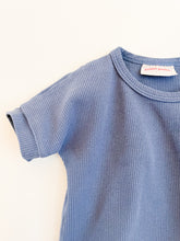 Lade das Bild in den Galerie-Viewer, Waffle Ensemble