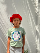 Carregar imagem no visualizador da galeria, Patchwork T-Shirt