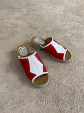 Ladda upp bild till gallerivisning, Mod Mules