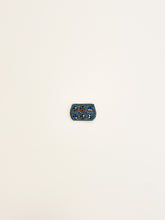 Cargar imagen en el visor de la galería, Beaded Pouch