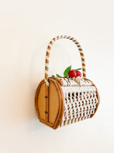 Lade das Bild in den Galerie-Viewer, Cherry Panier