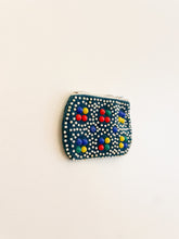 Cargar imagen en el visor de la galería, Beaded Pouch