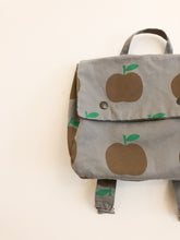 Ladda upp bild till gallerivisning, Apple Backpack