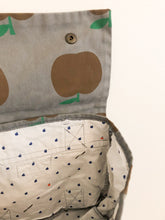 Ladda upp bild till gallerivisning, Apple Backpack