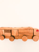 Charger l'image dans la galerie, Train Pull Toy