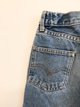 Load image into Gallery viewer, Vintage Jeans