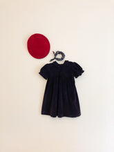 Carica l'immagine nel visualizzatore di Gallery, Velvet Dress