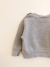 이미지를 갤러리 뷰어에 로드 , Flower Sweatshirt