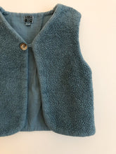 Ladda upp bild till gallerivisning, Faux Sherpa Vest