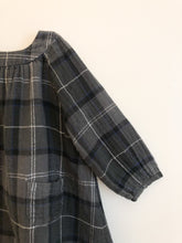 Lataa kuva Galleria-katseluun, Plaid Dress