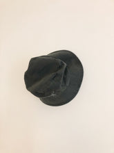 Load image into Gallery viewer, Bob Hat