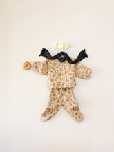 Lade das Bild in den Galerie-Viewer, Shapes Sweatpants