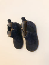 Lade das Bild in den Galerie-Viewer, Suede Ankle Boots