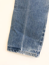 Load image into Gallery viewer, Vintage Wrangler Jeans