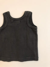 画像をギャラリービューアに読み込む, Monster Tank Top