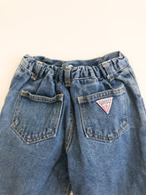 Cargar imagen en el visor de la galería, Vintage Guess Jeans