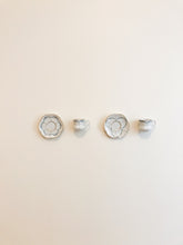 将图片加载到图库查看器,Mini Teacup & Saucer Set