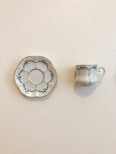 将图片加载到图库查看器,Mini Teacup & Saucer Set