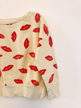 Load image into Gallery viewer, Lips Sweatshirt