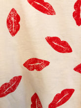 Load image into Gallery viewer, Lips Sweatshirt