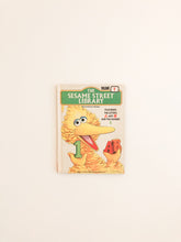 Afbeelding in Gallery-weergave laden, The Sesame Street Library, Volume 1