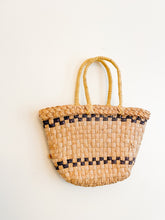 Load image into Gallery viewer, Straw Bag
