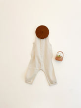 Carregar imagem no visualizador da galeria, Linen Jumpsuit
