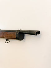 Afbeelding in Gallery-weergave laden, Vintage Toy Hunting Rifle
