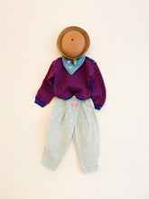 Load image into Gallery viewer, Vintage Sweater
