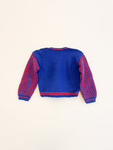 Load image into Gallery viewer, Vintage Sweater
