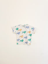 이미지를 갤러리 뷰어에 로드 , Fish T-Shirt
