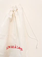 Carregar imagem no visualizador da galeria, Laundry Bag
