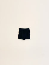 Lataa kuva Galleria-katseluun, Knit Shorts
