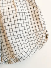 Lade das Bild in den Galerie-Viewer, Check Shorts
