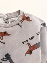 Lade das Bild in den Galerie-Viewer, Cat and Dog Sweatshirt
