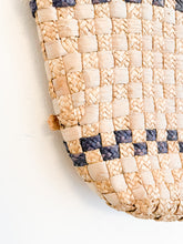 Load image into Gallery viewer, Straw Bag
