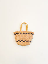 Load image into Gallery viewer, Straw Bag
