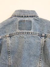 Carica l&#39;immagine nel visualizzatore di Gallery, Vintage Levi’s Jacket
