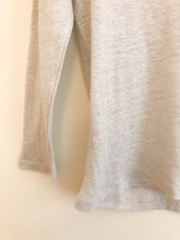 Load image into Gallery viewer, Linen Long-Sleeve Shirt
